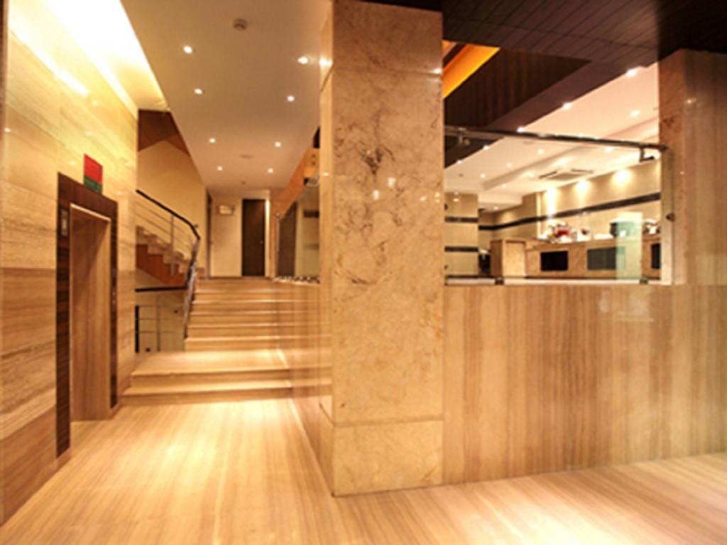 Hotel Private Affair New Delhi Exterior photo