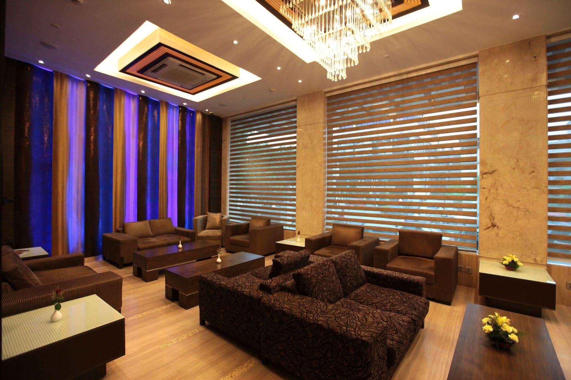 Hotel Private Affair New Delhi Exterior photo