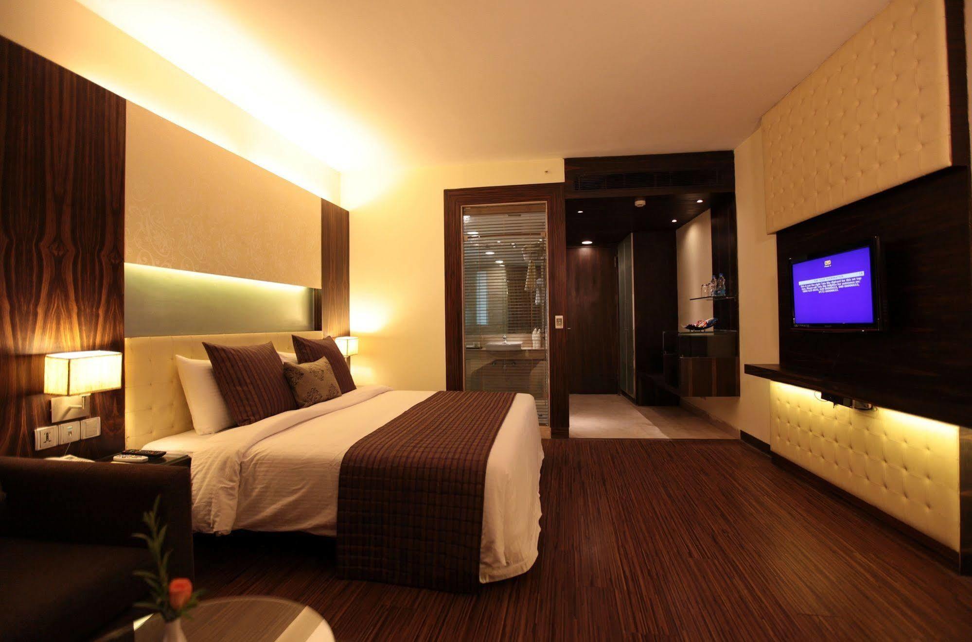 Hotel Private Affair New Delhi Exterior photo