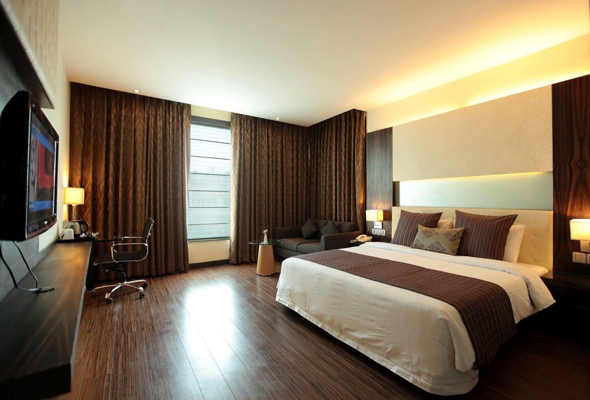 Hotel Private Affair New Delhi Exterior photo