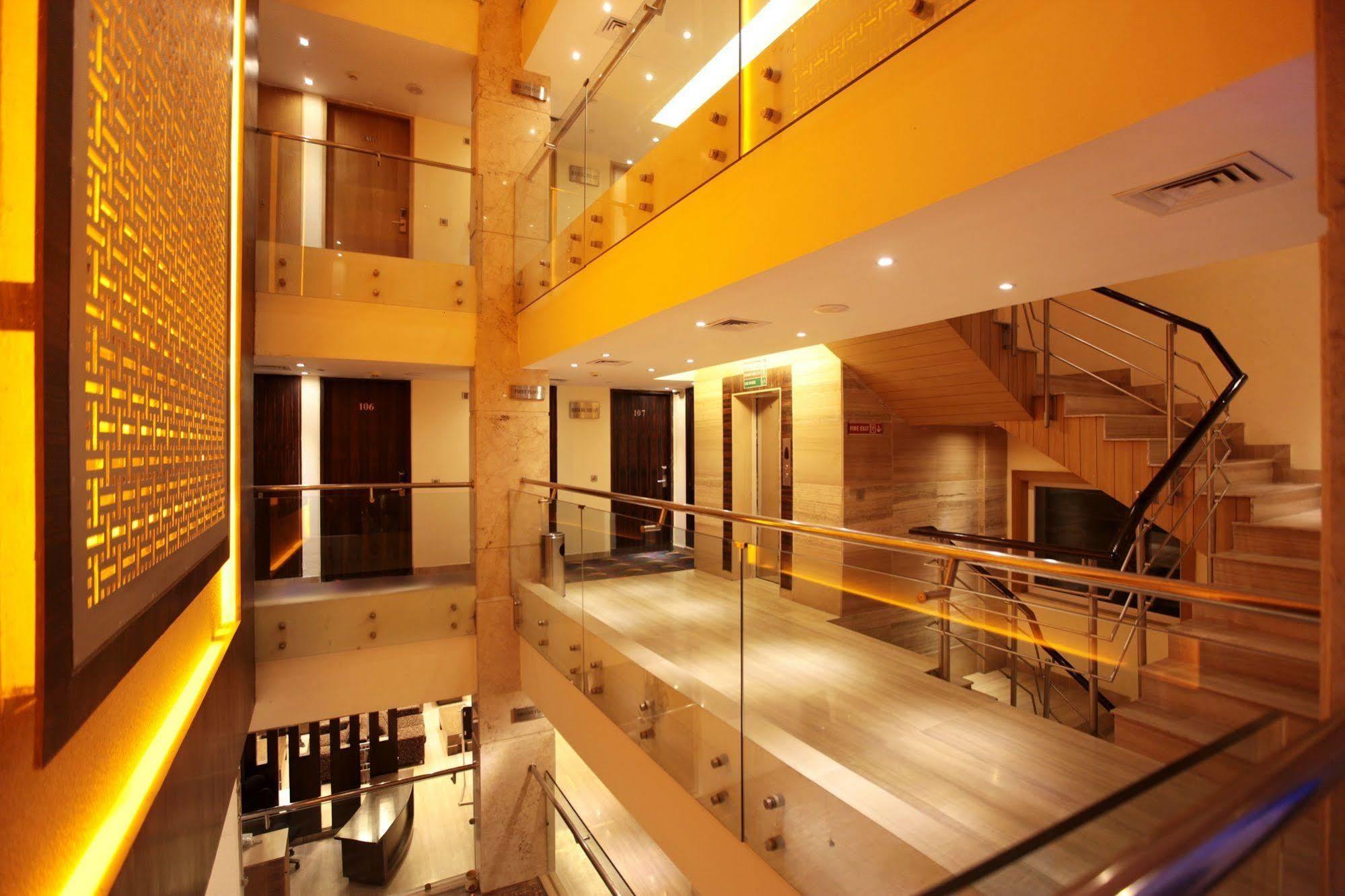 Hotel Private Affair New Delhi Exterior photo