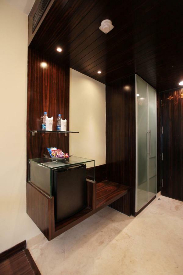 Hotel Private Affair New Delhi Exterior photo
